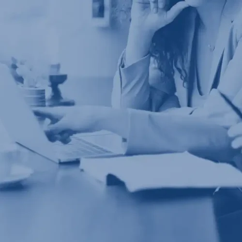 blog featured image The Role of Peer Recommendations in Tech Buyer Research